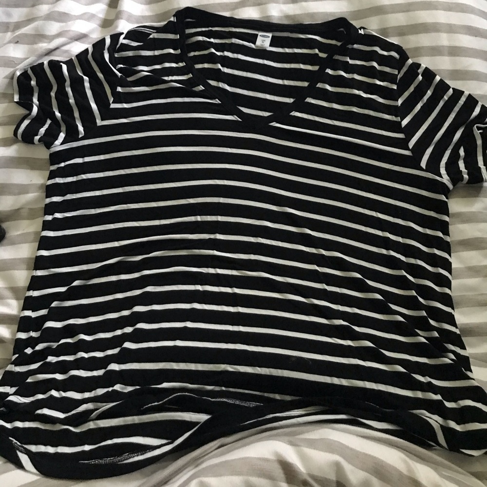 Old Navy tee
